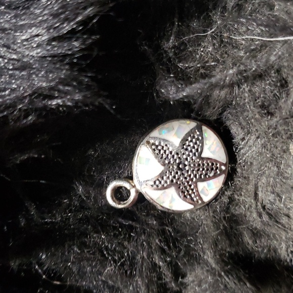 925 silver and Opal pendent - Picture 2 of 4